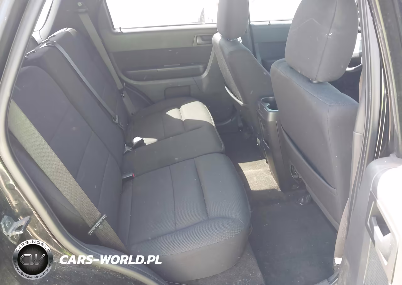 2010 Ford Escape Xlt VIN:1FMCU0DG8AKA32205 - 8