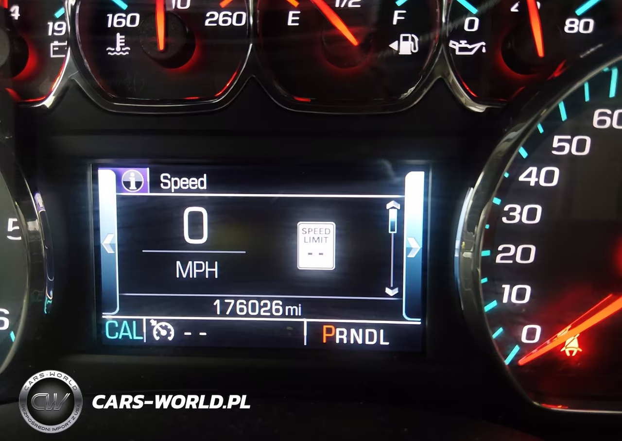 2017 Chevrolet Suburban Lt VIN:1GNSKHKC2HR159836 - 15