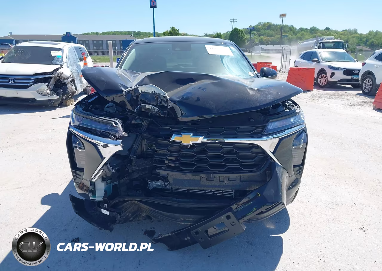 2025 Chevrolet Trax Fwd Ls VIN:KL77LFEPXSC243246 - 12