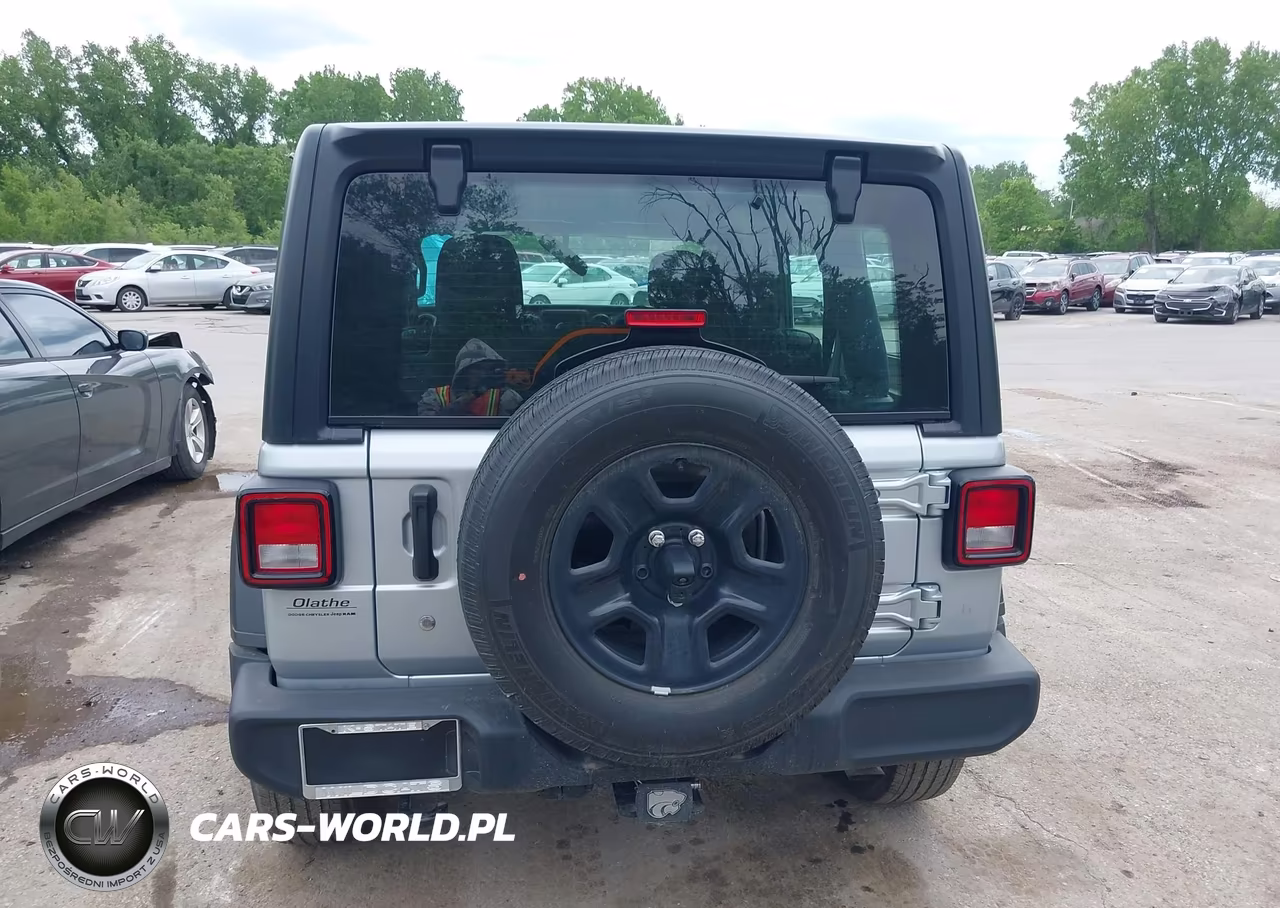2022 Jeep Wrangler Unlimited Sport 4X4 VIN:1C4HJXDNXNW224184 - 17