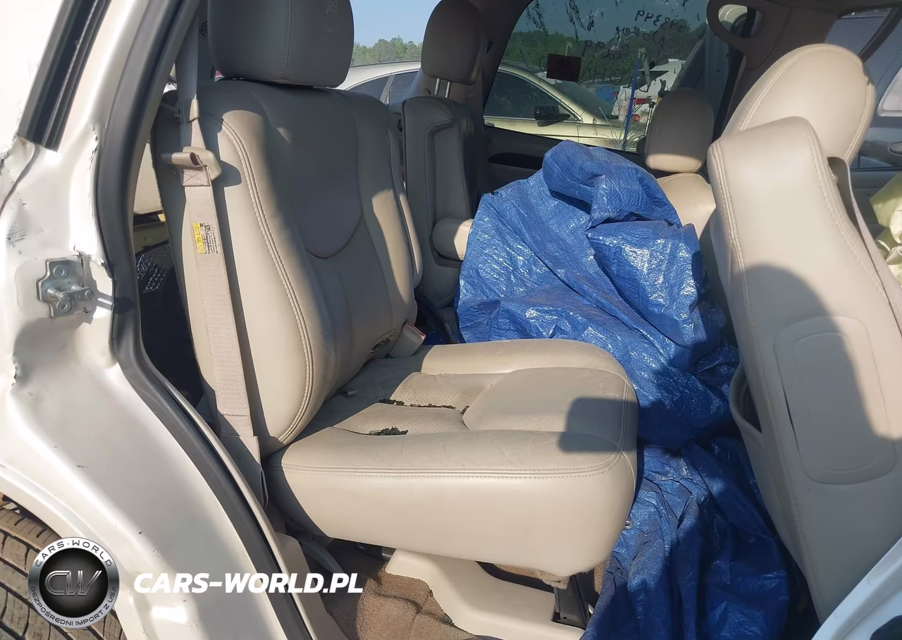 2006 Cadillac Escalade Standard VIN:1GYEC63N76R142299 - 8