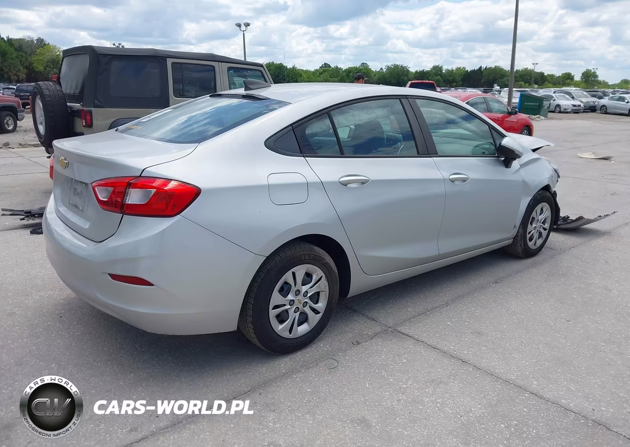 2019 Chevrolet Cruze Ls VIN:1G1BC5SM0K7132689 - 4