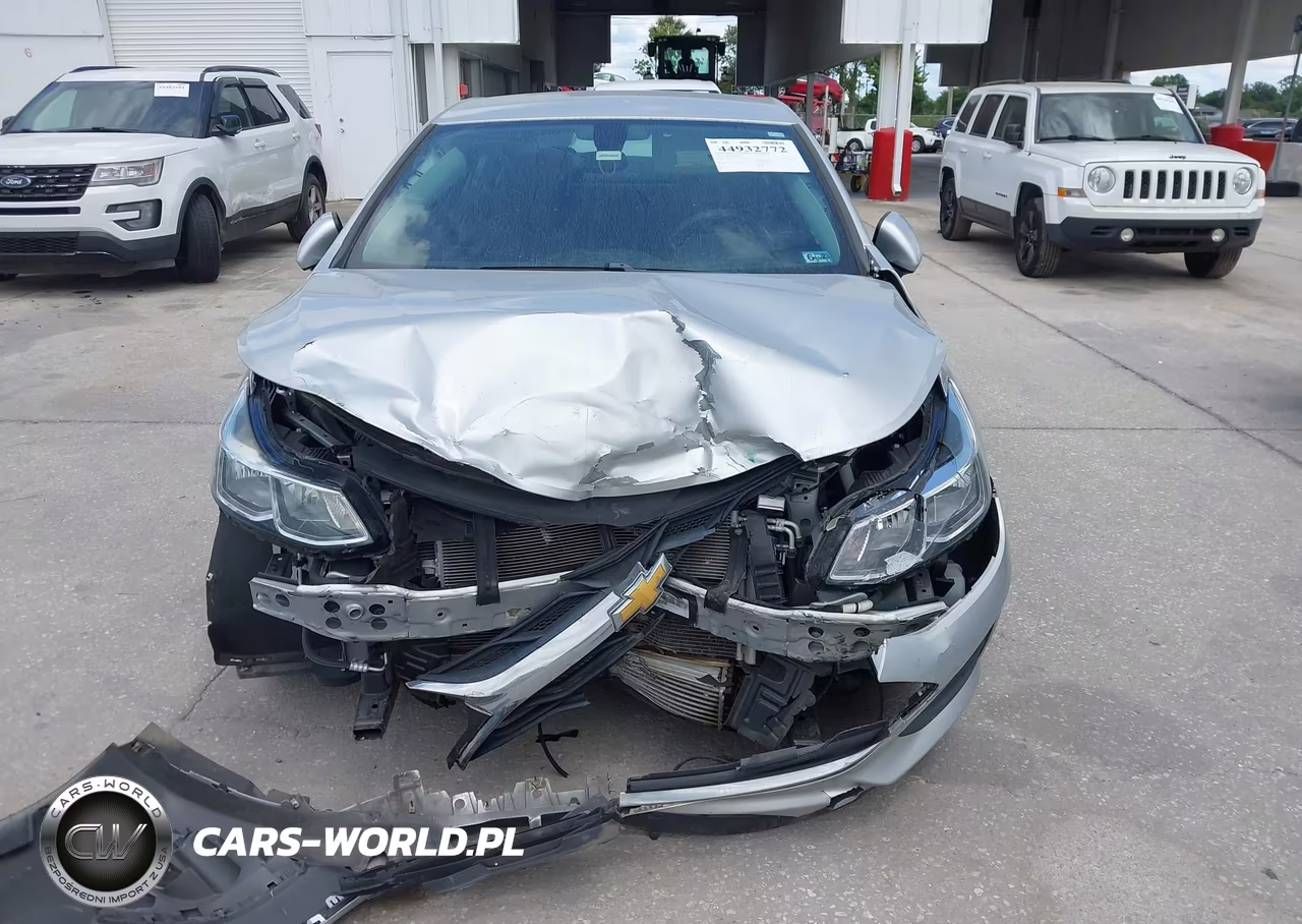 2019 Chevrolet Cruze Ls VIN:1G1BC5SM0K7132689 - 6