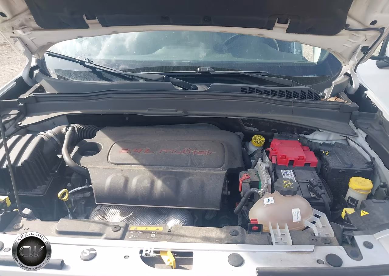 2018 Jeep Renegade Limited 4X4 VIN:ZACCJBDB1JPG94761 - 10