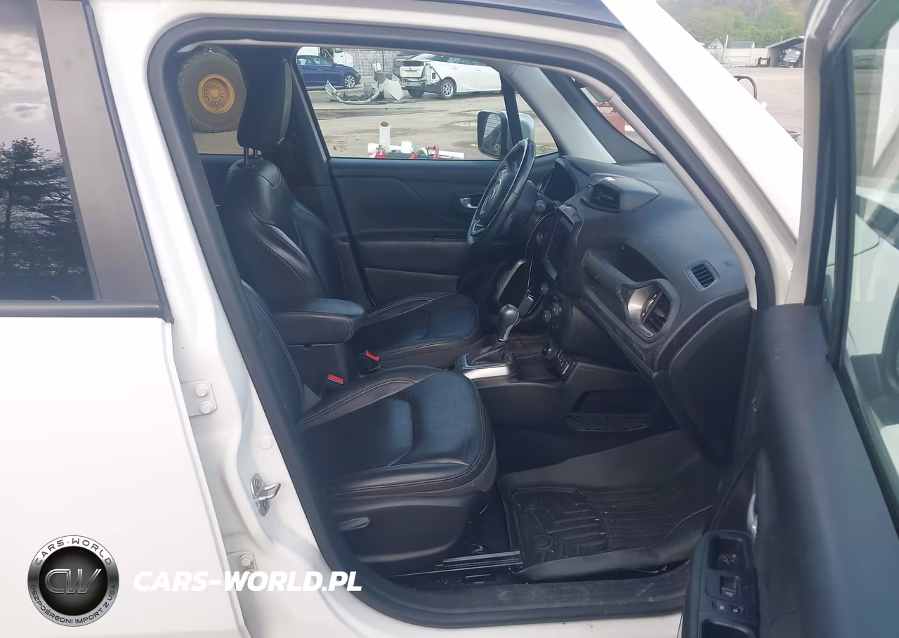 2018 Jeep Renegade Limited 4X4 VIN:ZACCJBDB1JPG94761 - 5