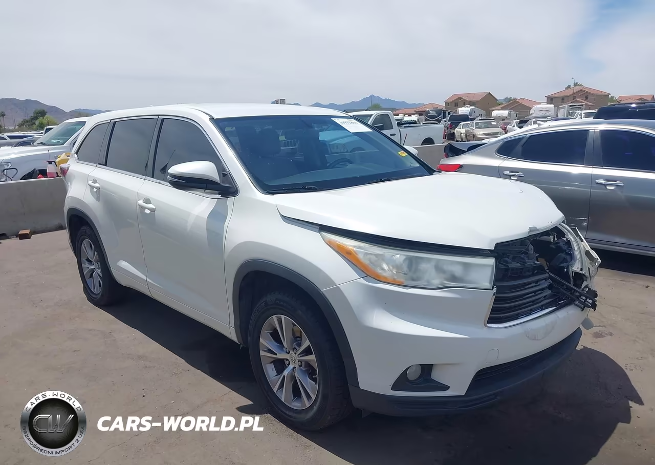 2014 Toyota Highlander Le Plus V6