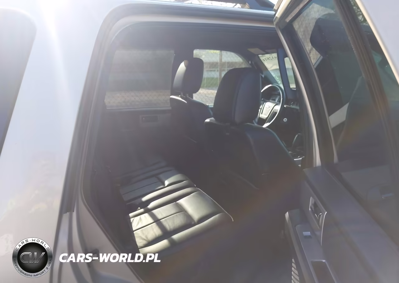2017 Ford Expedition Xlt VIN:1FMJU1JT7HEA72508 - 8