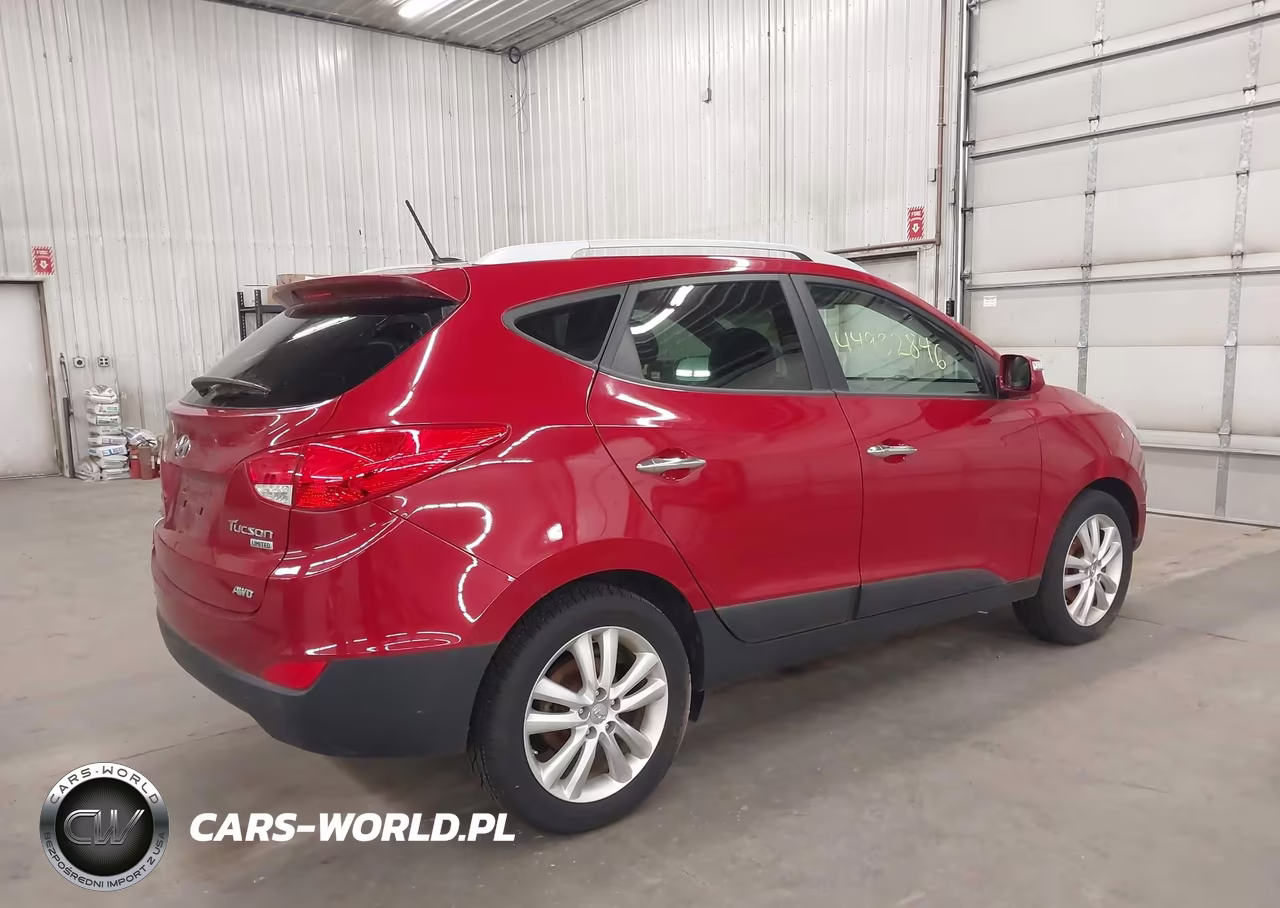 2013 Hyundai Tucson Limited VIN:KM8JUCACXDU762863 - 4