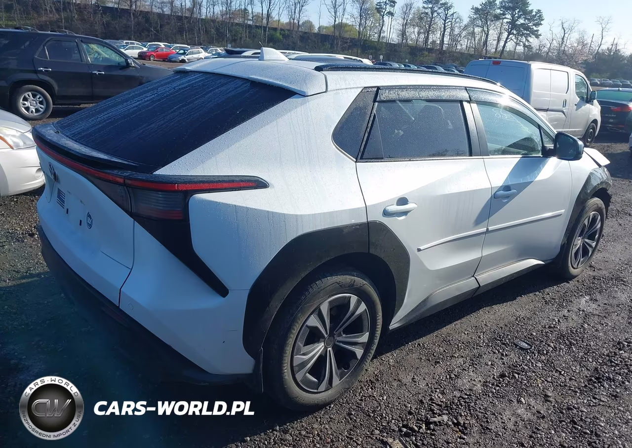 2023 Toyota Bz4X Xle VIN:JTMABACA3PA034169 - 4