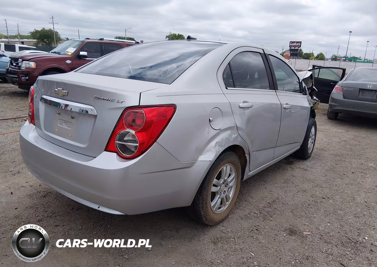 2013 Chevrolet Sonic Lt Auto VIN:1G1JC5SH3D4126517 - 4