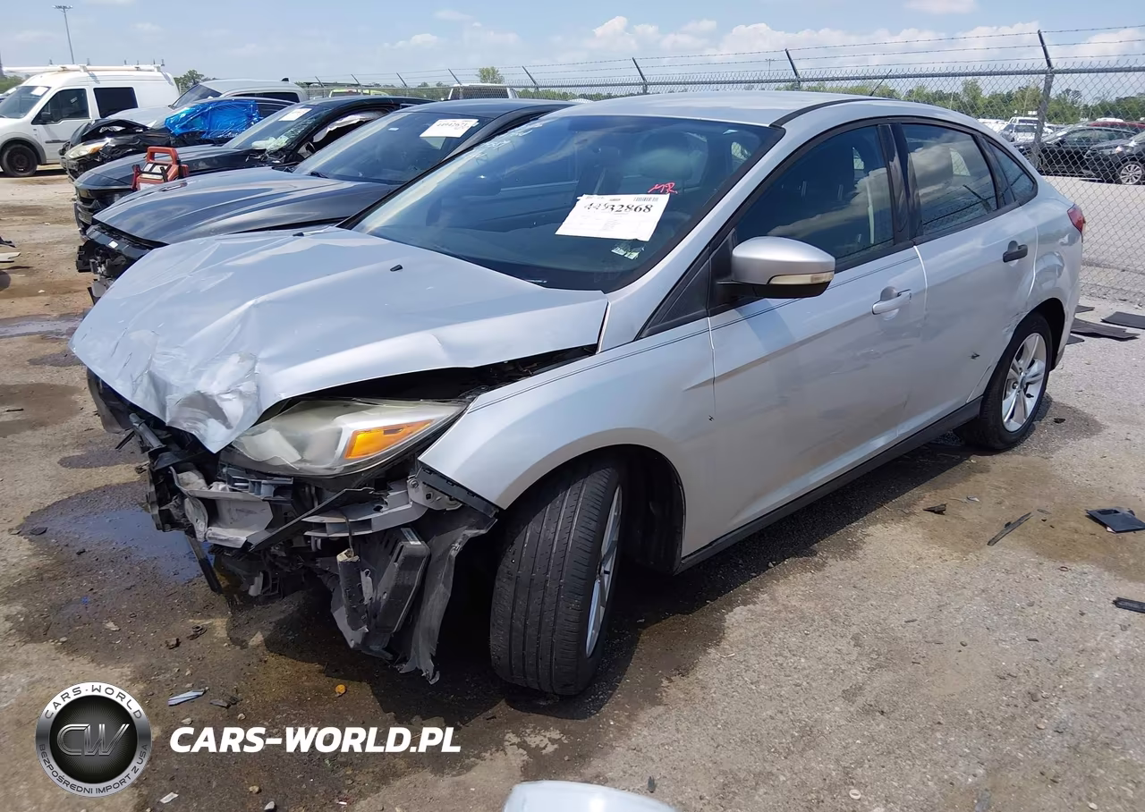 2017 Ford Focus S VIN:1FADP3E23HL274589 - 2