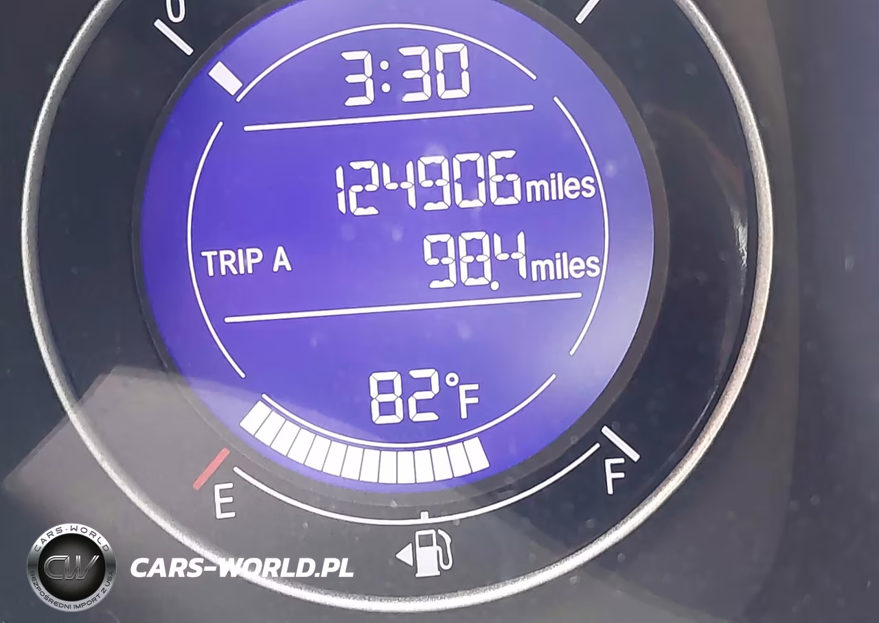 2015 Honda Fit Lx VIN:3HGGK5G58FM766914 - 15