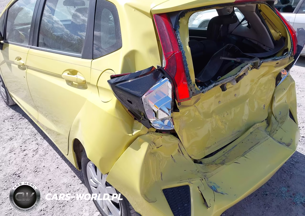 2015 Honda Fit Lx VIN:3HGGK5G58FM766914 - 17