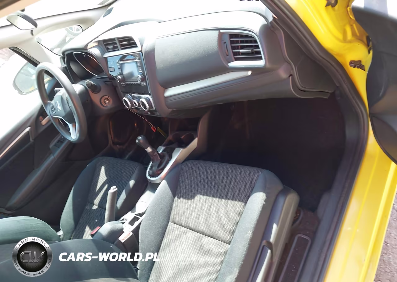 2015 Honda Fit Lx VIN:3HGGK5G58FM766914 - 5