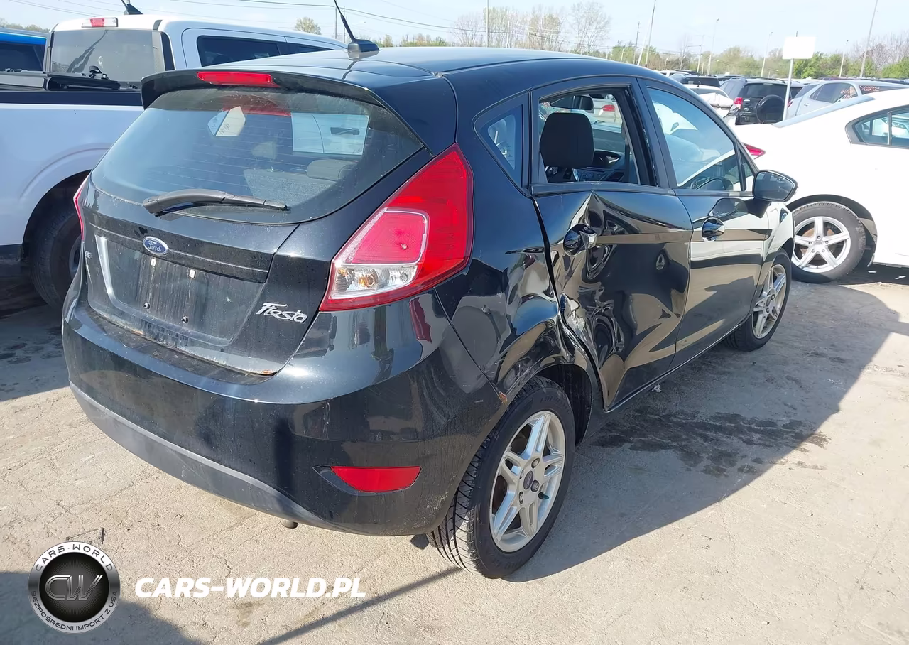 2017 Ford Fiesta Se VIN:3FADP4EJ3HM113767 - 4