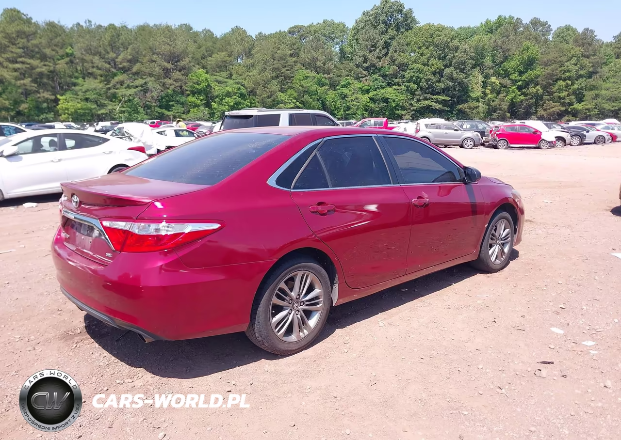 2017 Toyota Camry Se VIN:4T1BF1FK6HU751061 - 4