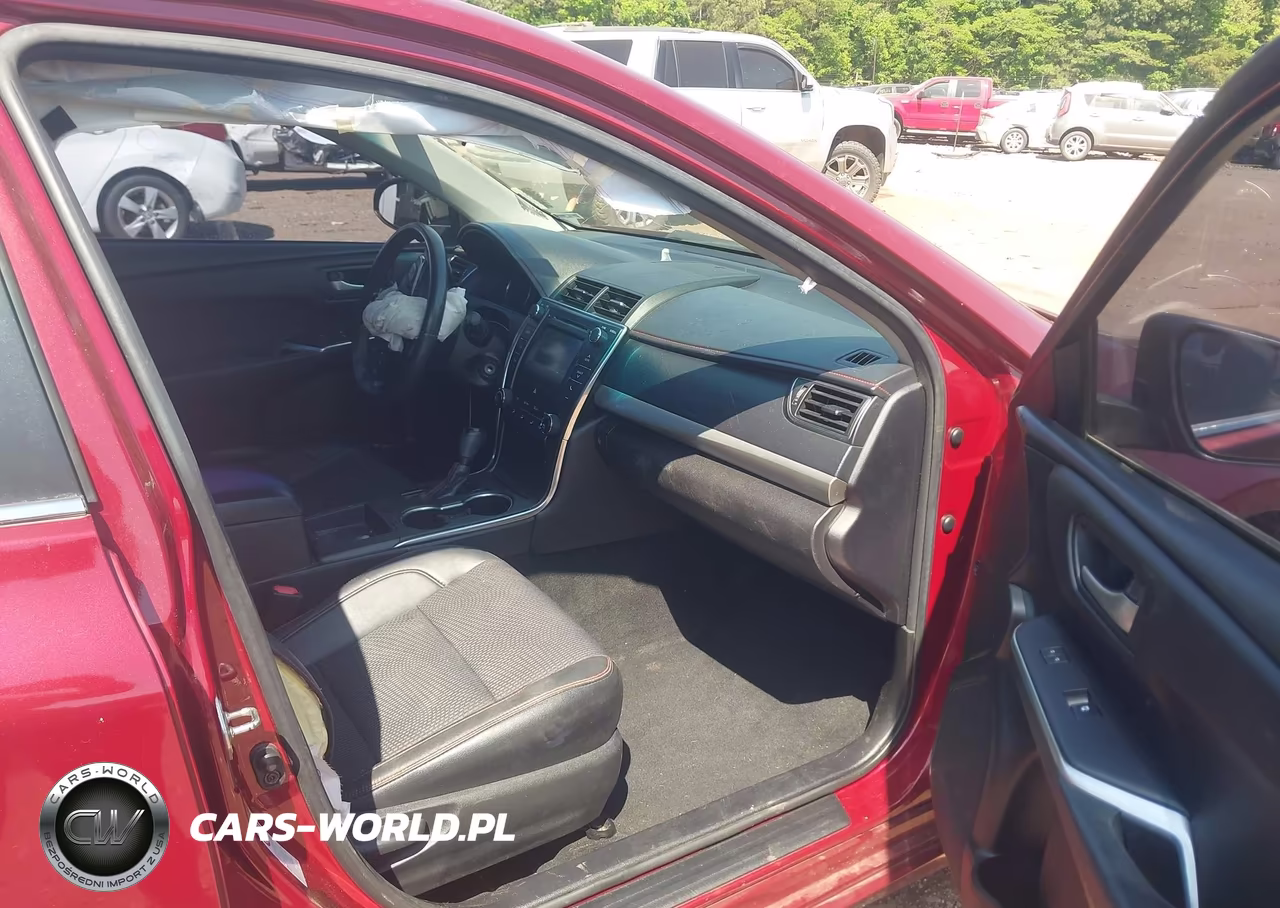 2017 Toyota Camry Se VIN:4T1BF1FK6HU751061 - 5