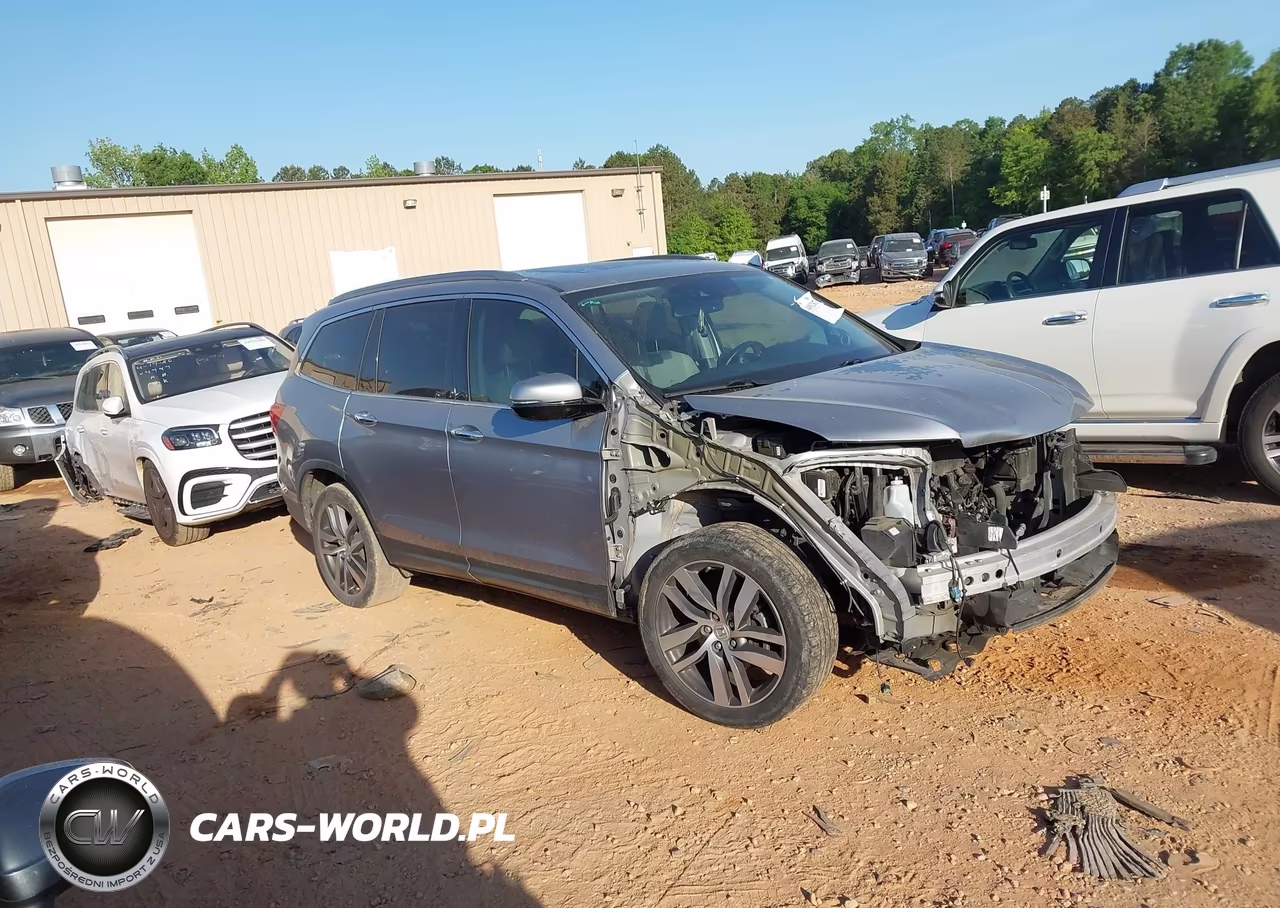 2018 Honda Pilot Elite VIN:5FNYF6H0XJB003645 - 14