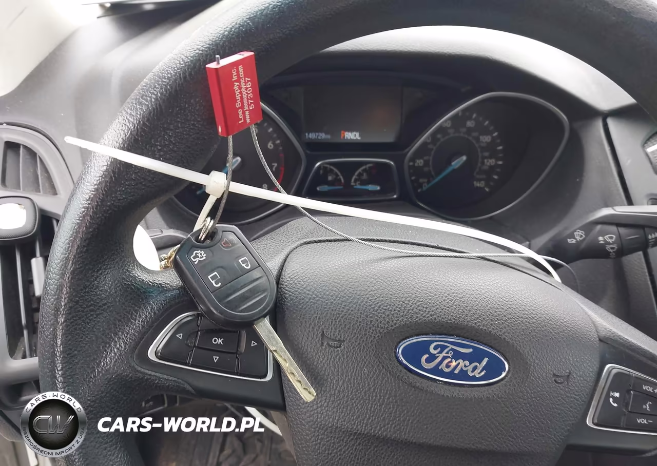 2016 Ford Focus S VIN:1FADP3E20GL306882 - 11