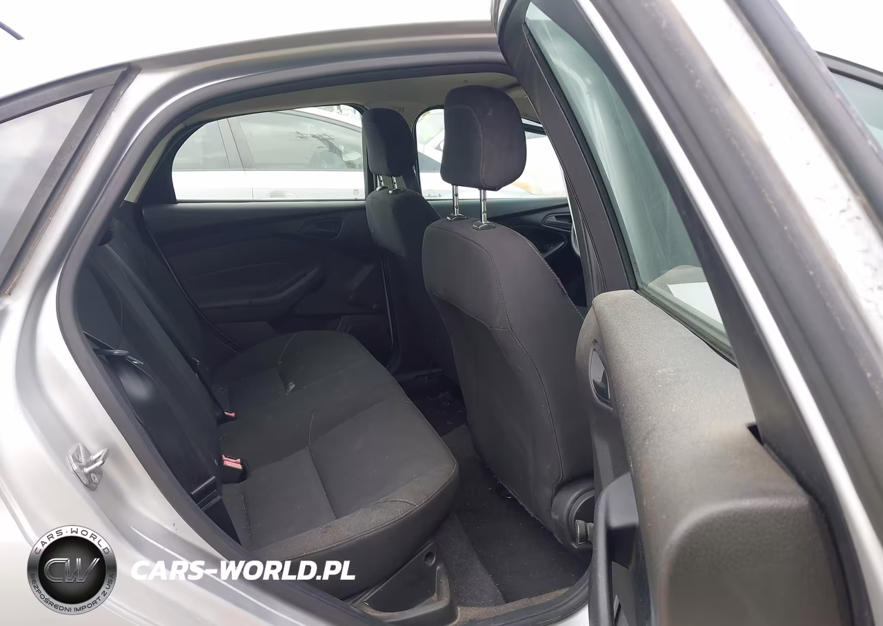 2016 Ford Focus S VIN:1FADP3E20GL306882 - 8