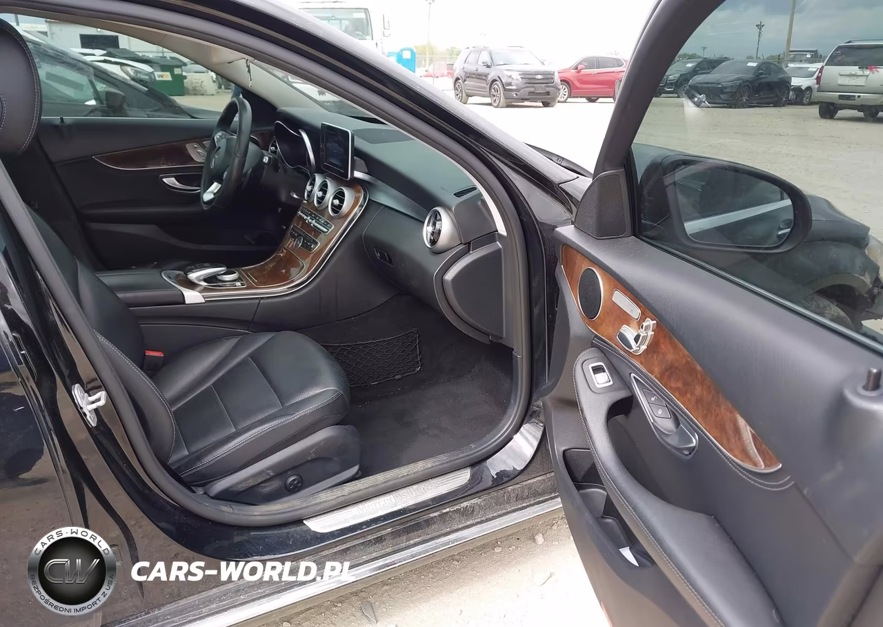 2016 Mercedes-Benz C 300 4Matic VIN:55SWF4KB1GU111505 - 5