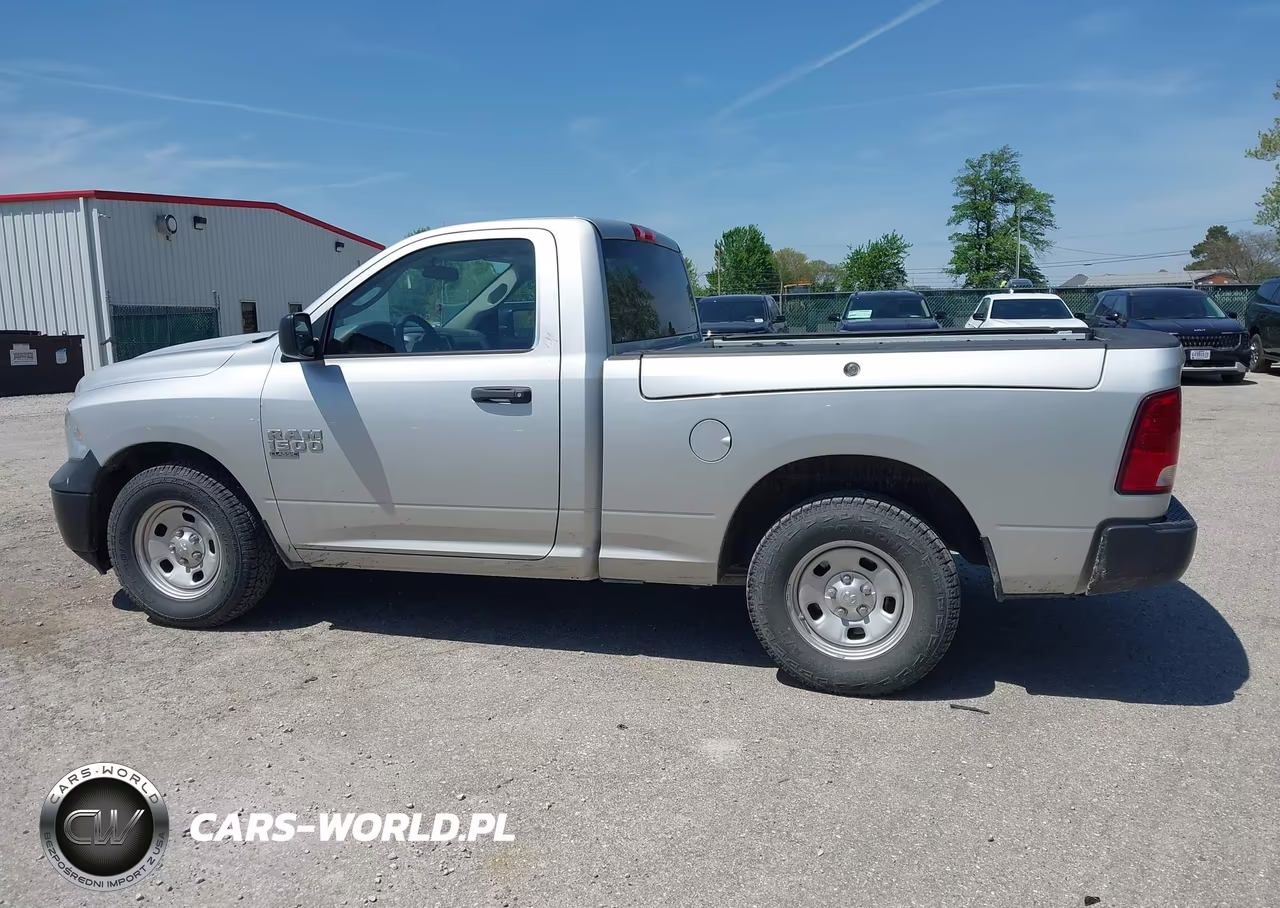 2019 Ram 1500 Classic Tradesman 4X2 6'4 Box VIN:3C6JR6AG2KG503981 - 14