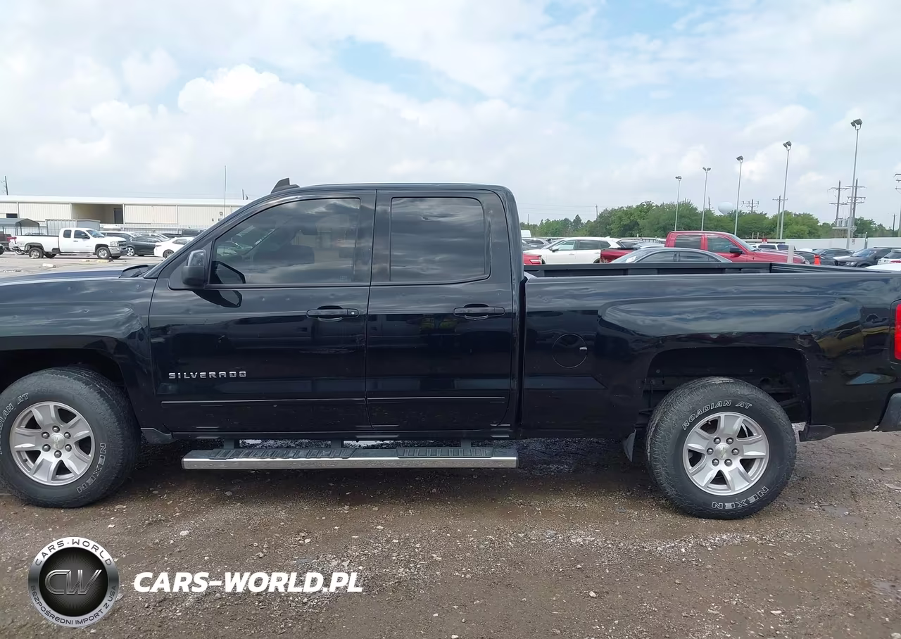 2015 Chevrolet Silverado 1500 1Lt VIN:1GCRCREH1FZ182653 - 14