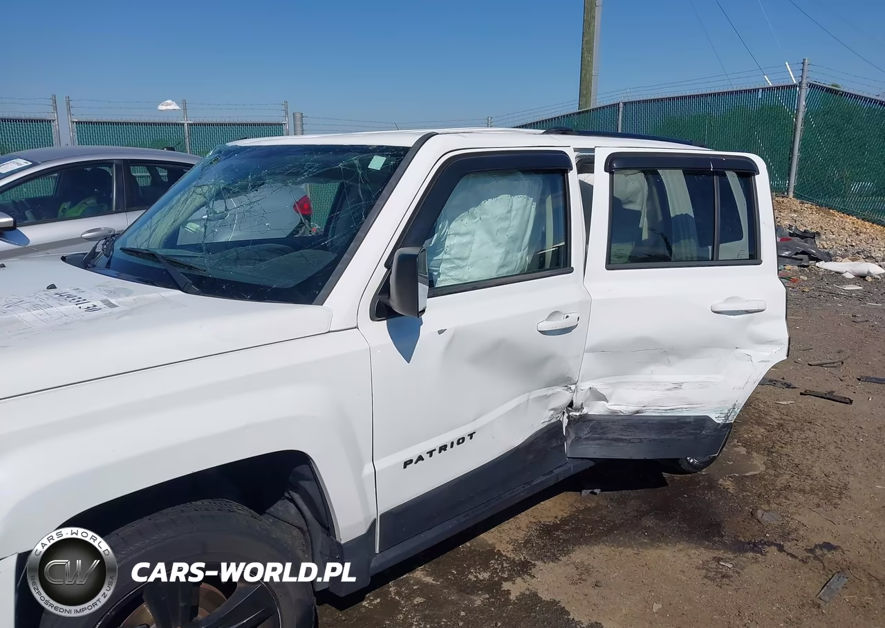 2015 Jeep Patriot Altitude Edition VIN:1C4NJPBA5FD358813 - 12