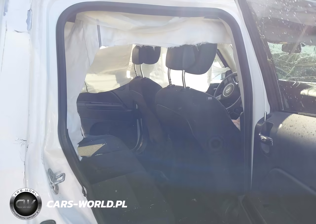 2015 Jeep Patriot Altitude Edition VIN:1C4NJPBA5FD358813 - 8
