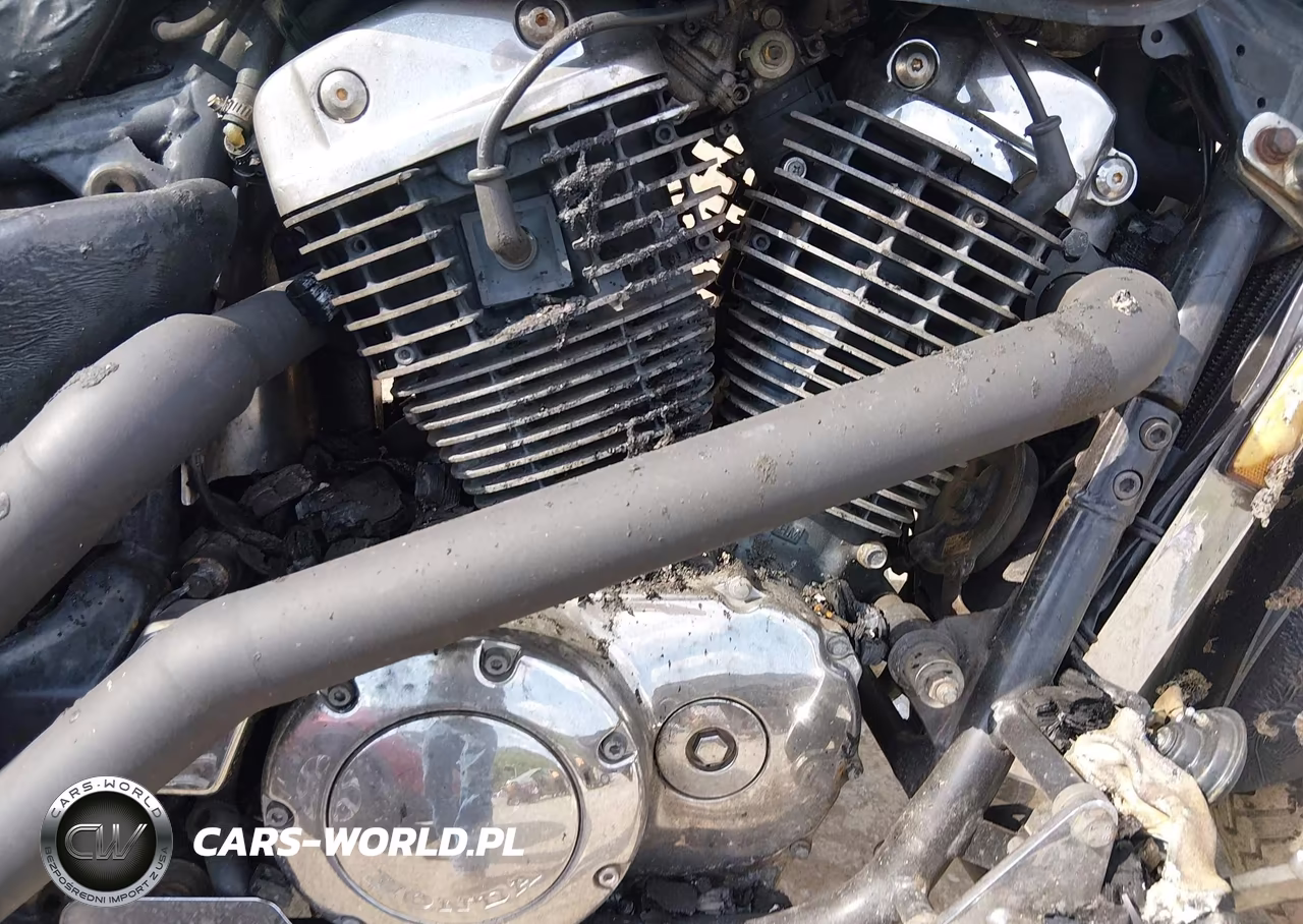 2000 Honda Vt1100 C2 VIN:1HFSC4301YA001530 - 8