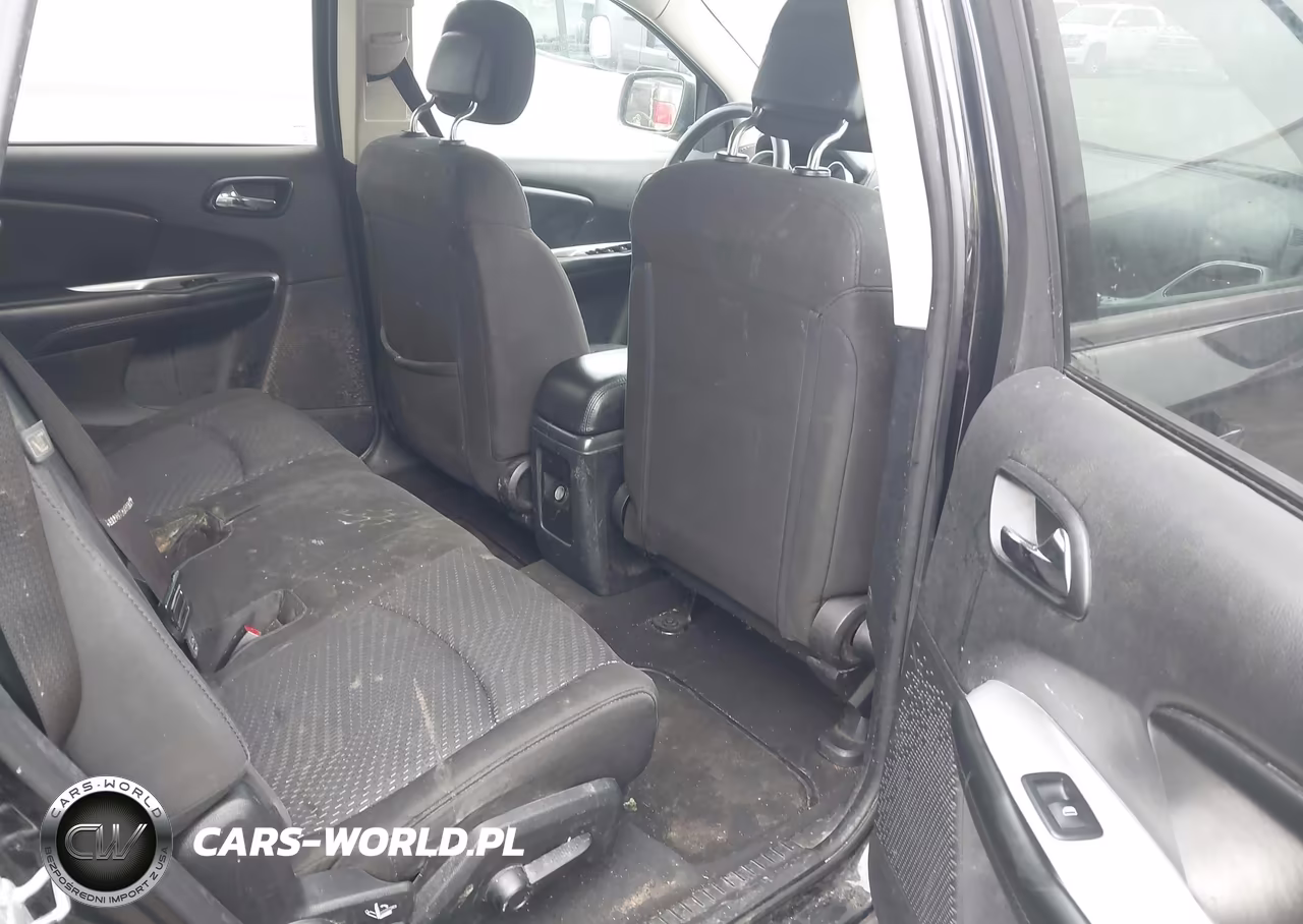 2019 Dodge Journey Se VIN:3C4PDCBBXKT863638 - 8