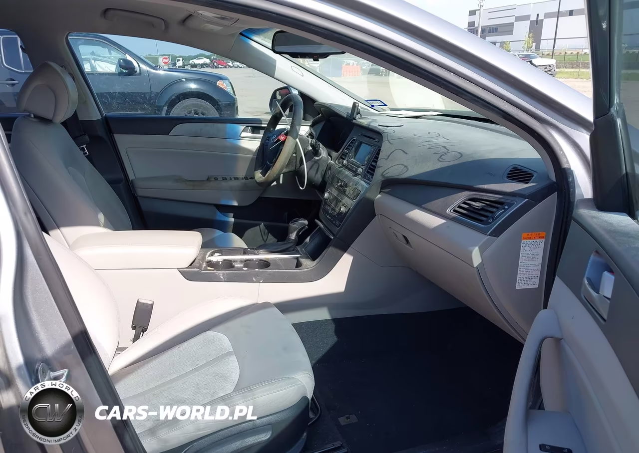 2016 Hyundai Sonata Hybrid Se VIN:KMHE24L17GA037865 - 5