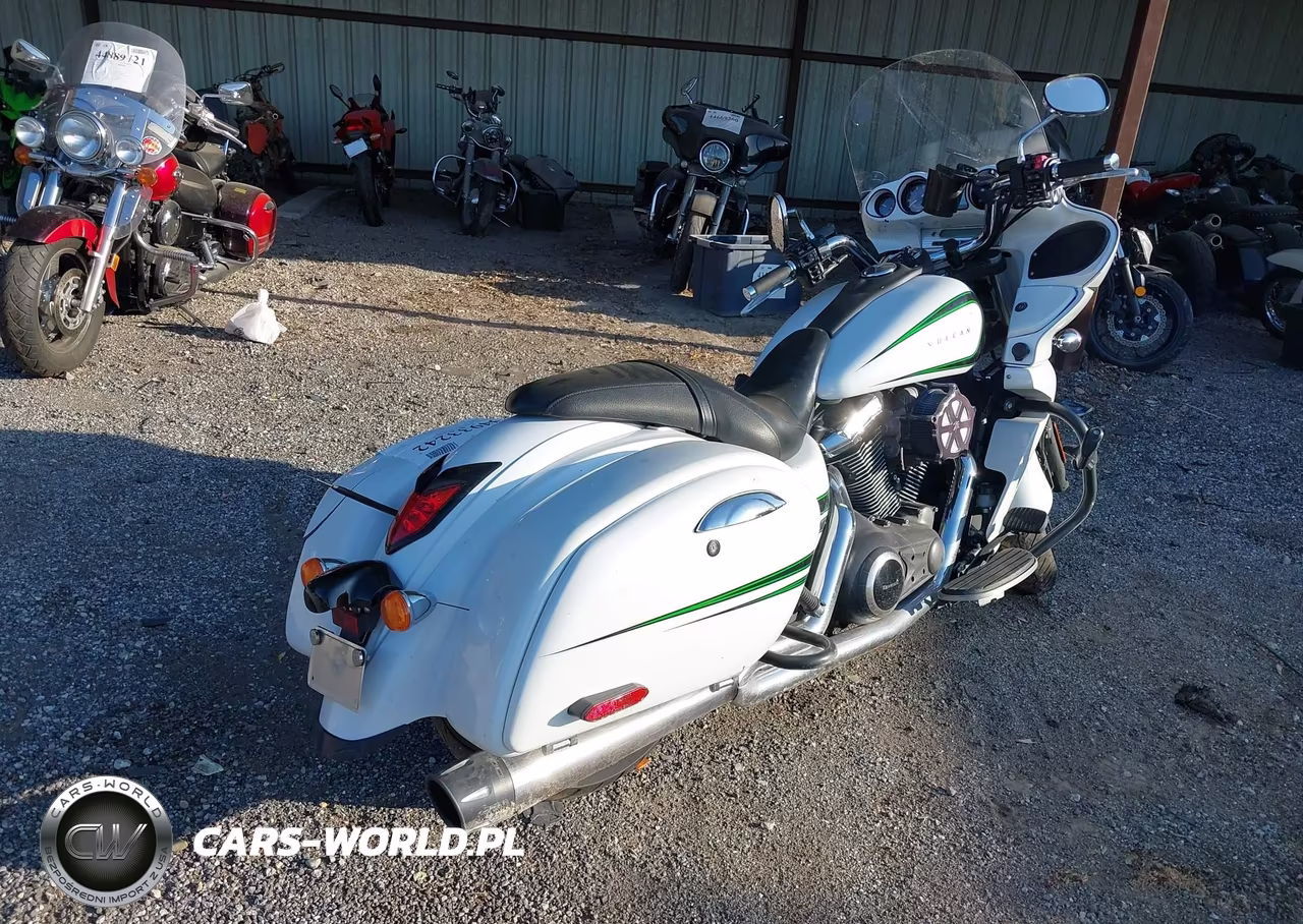 2016 Kawasaki Vn1700 K VIN:JKBVNRK1XGA009638 - 4