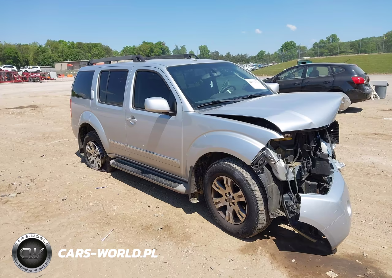 2011 Nissan Pathfinder Silver
