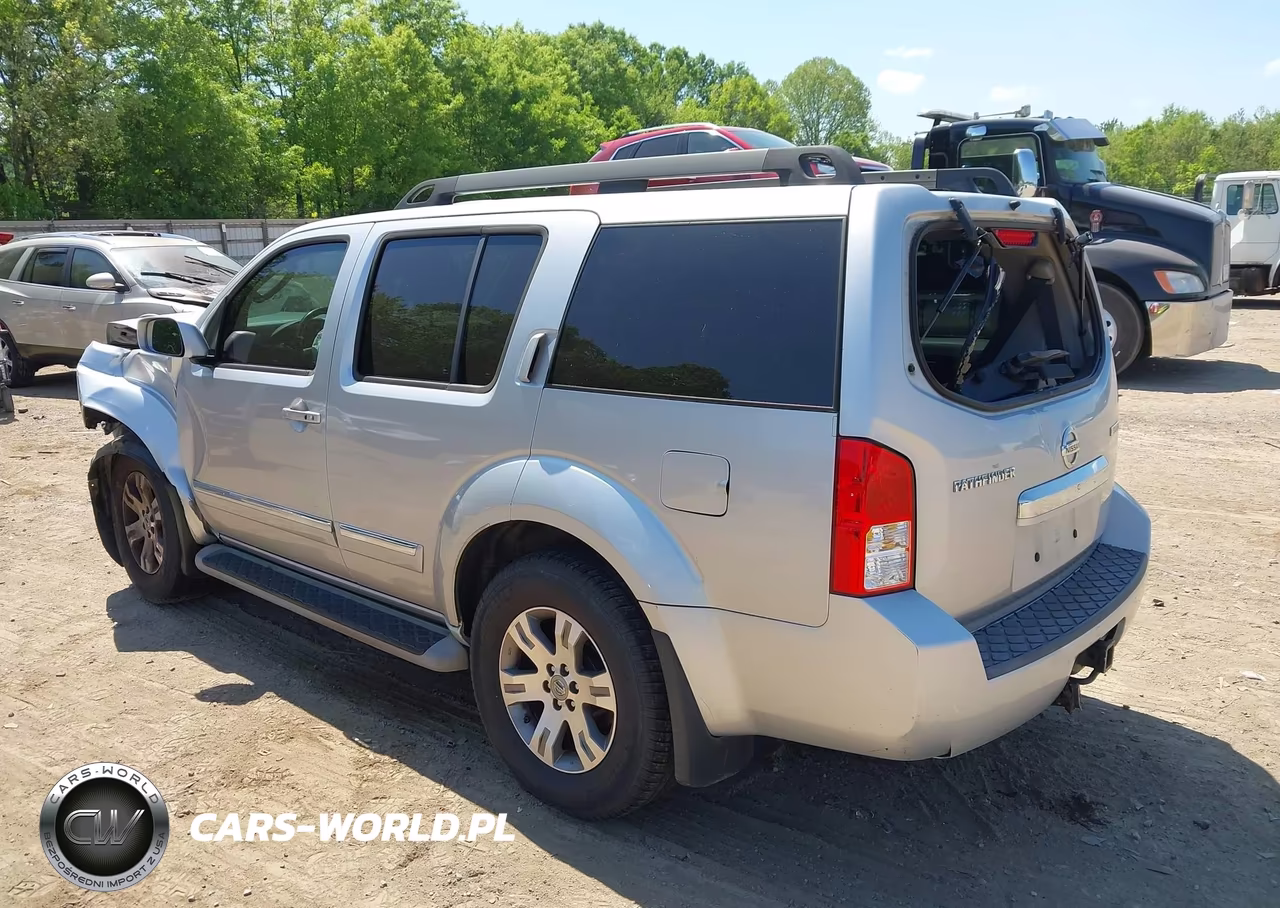 2011 Nissan Pathfinder Silver VIN:5N1AR1NB0BC618345 - 3