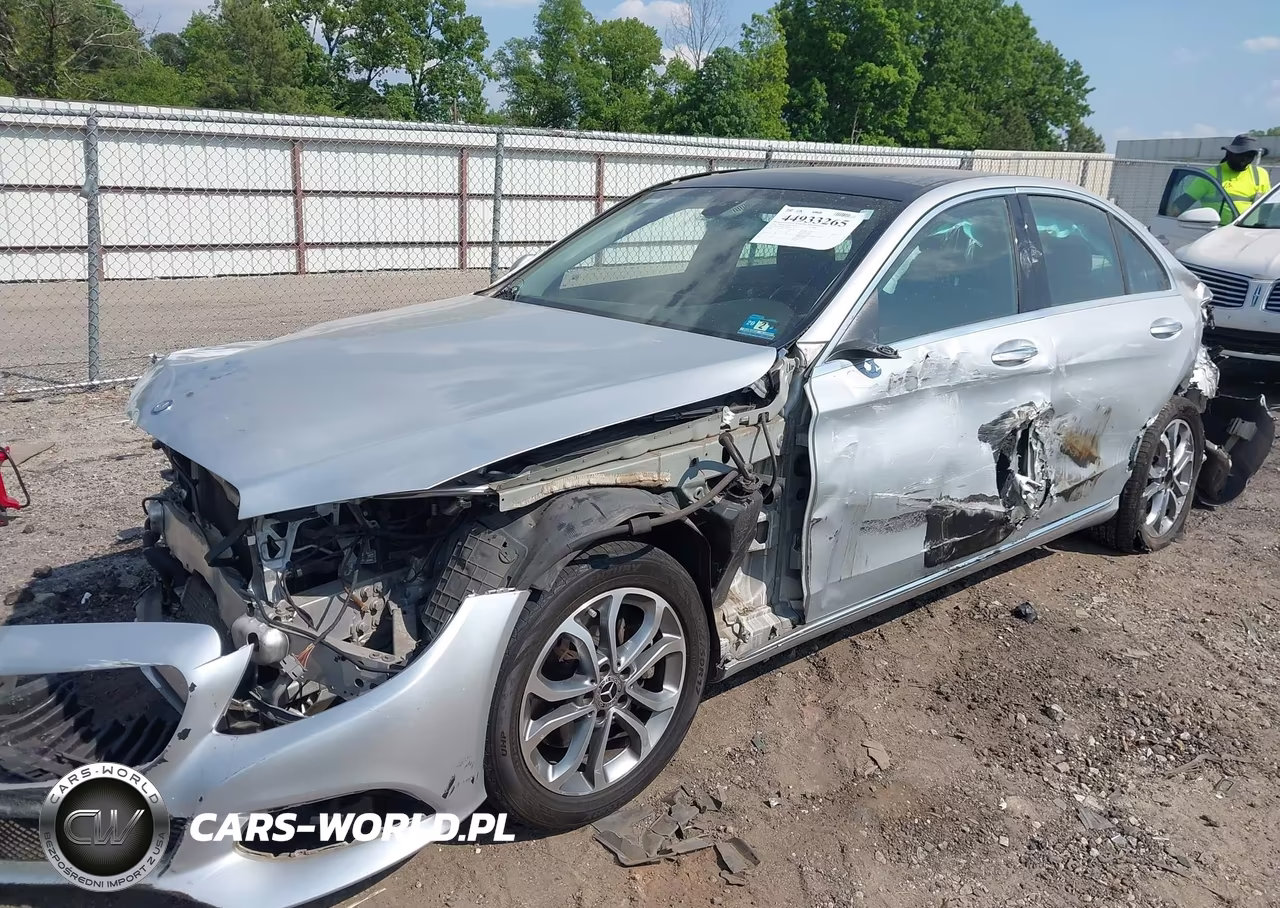 2015 Mercedes-Benz C 300 4Matic VIN:55SWF4KB5FU004620 - 2