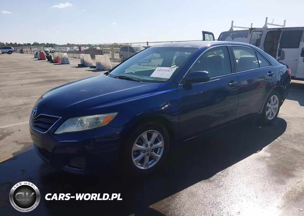 2011 Toyota Camry Le VIN:4T1BF3EK4BU679586 - 2