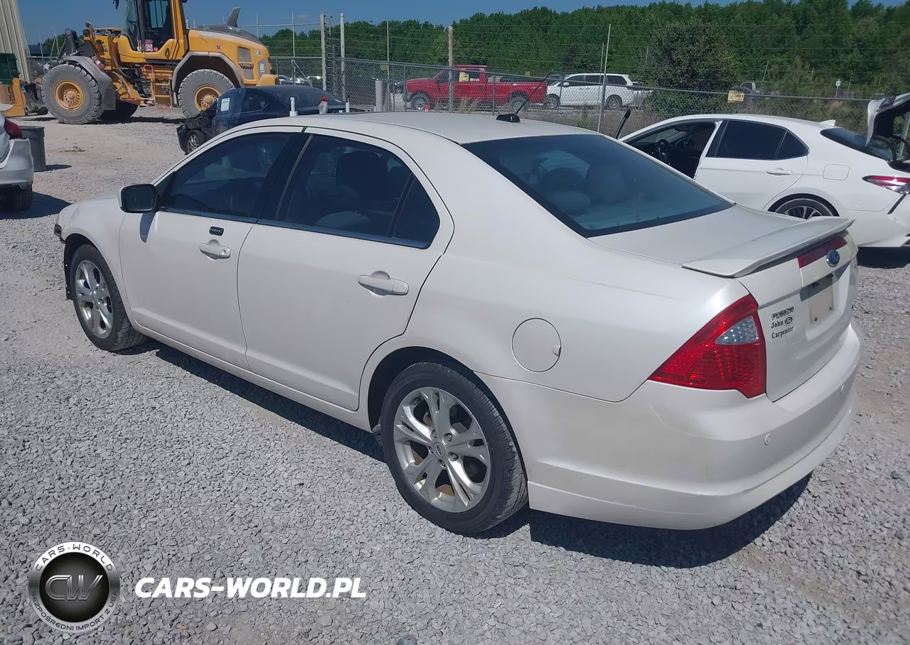 2012 Ford Fusion Se VIN:3FAHP0HA9CR102774 - 3