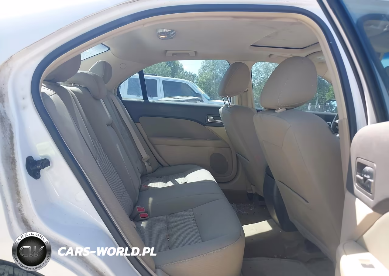 2012 Ford Fusion Se VIN:3FAHP0HA9CR102774 - 8