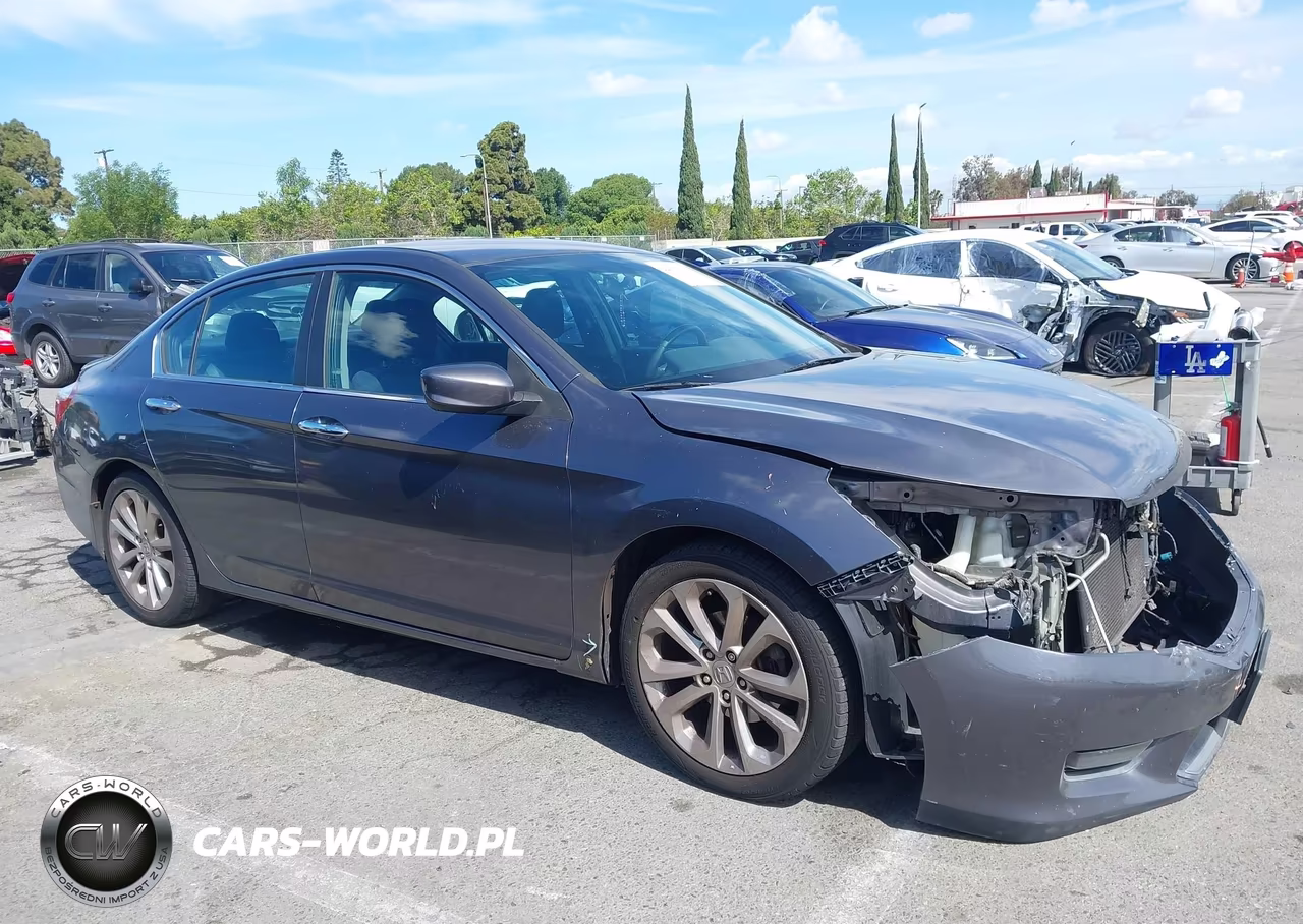 2014 Honda Accord Sport VIN:1HGCR2F57EA257077 - 13