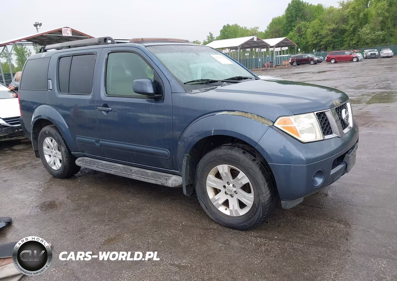 2005 Nissan Pathfinder Le
