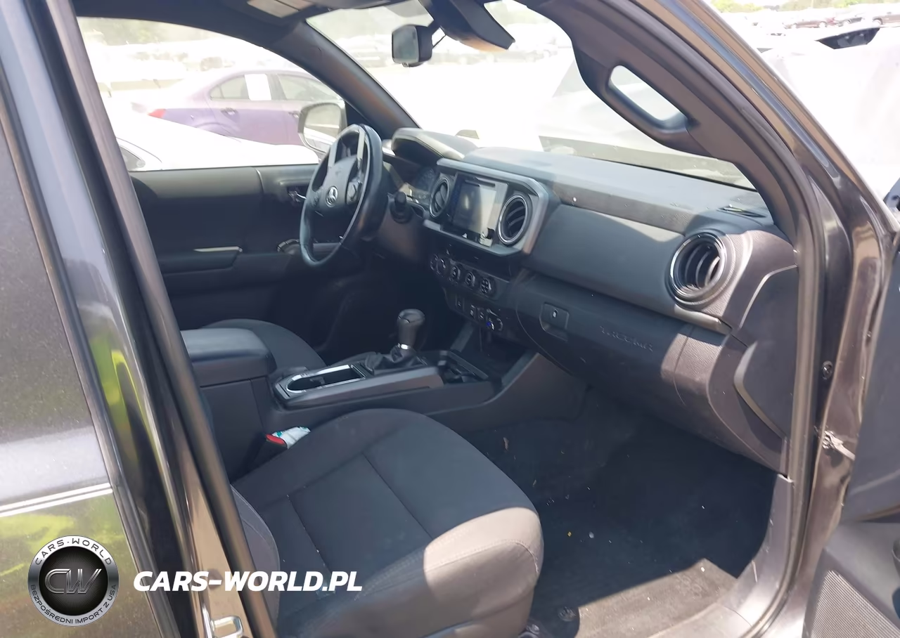 2018 Toyota Tacoma Trd Sport VIN:3TMCZ5ANXJM164493 - 5