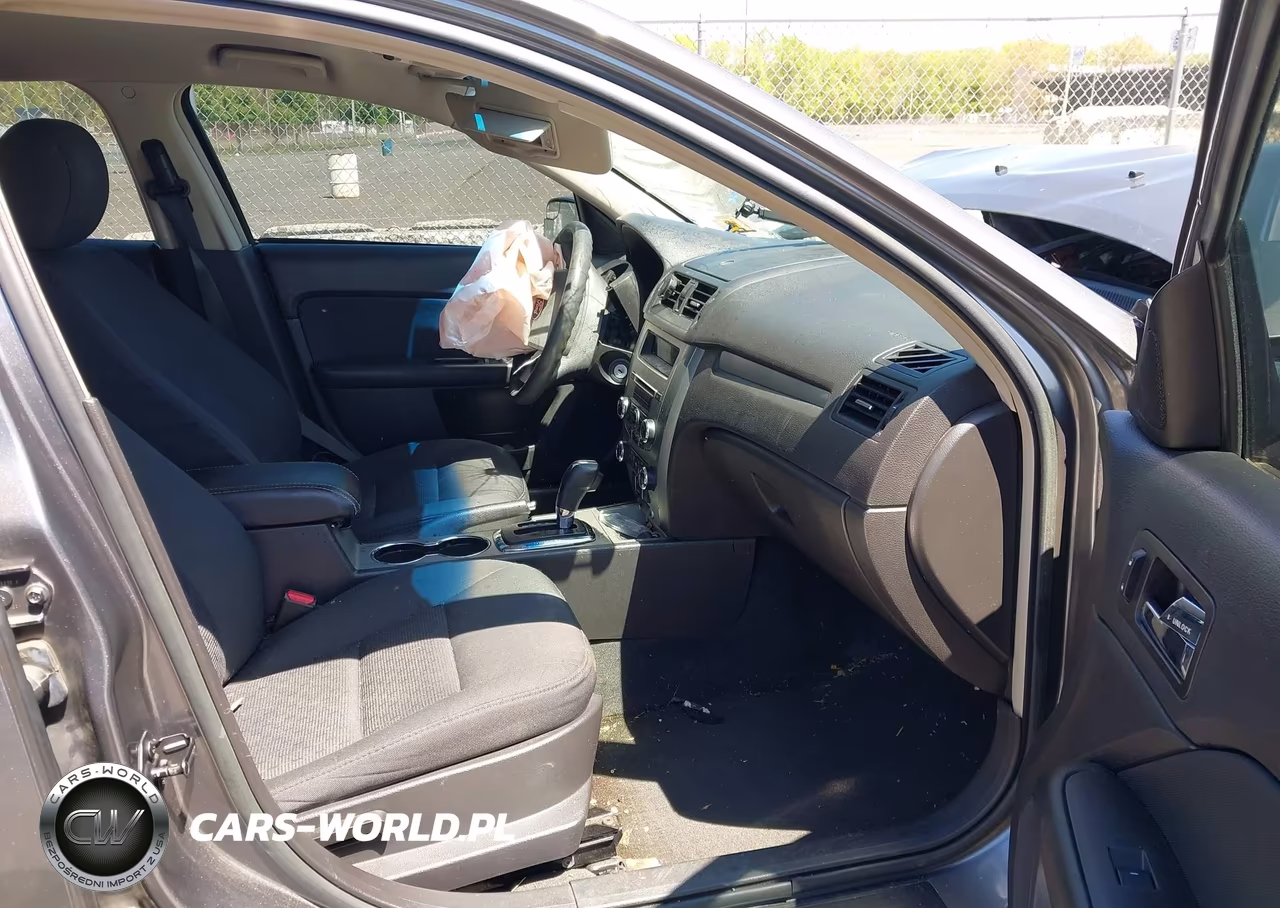 2012 Ford Fusion Se VIN:3FAHP0HA2CR417755 - 5