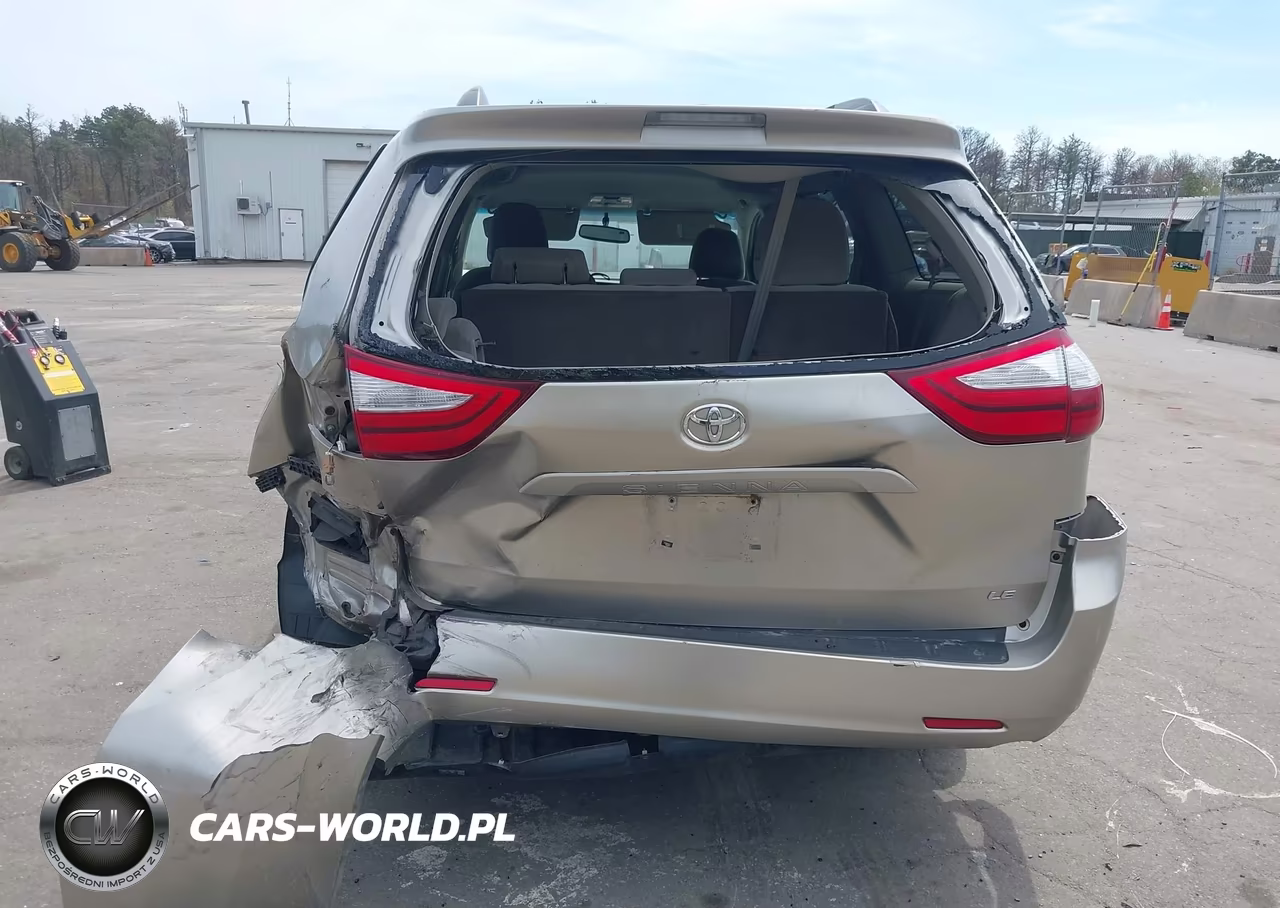 2017 Toyota Sienna Le 8 Passenger VIN:5TDKZ3DC7HS766949 - 17
