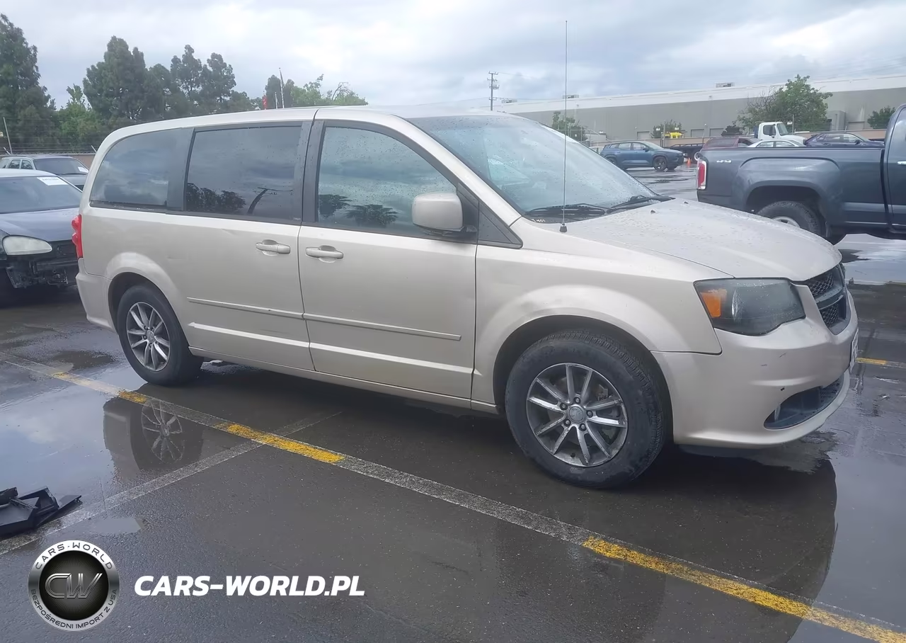 2014 Dodge Grand Caravan R-T