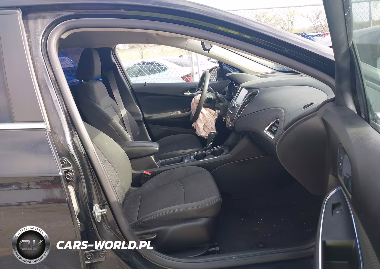 2017 Chevrolet Cruze Lt Auto VIN:1G1BE5SM8H7102133 - 5