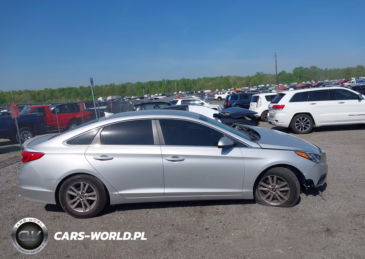 2016 Hyundai Sonata Se VIN:5NPE24AF7GH325901 - 13