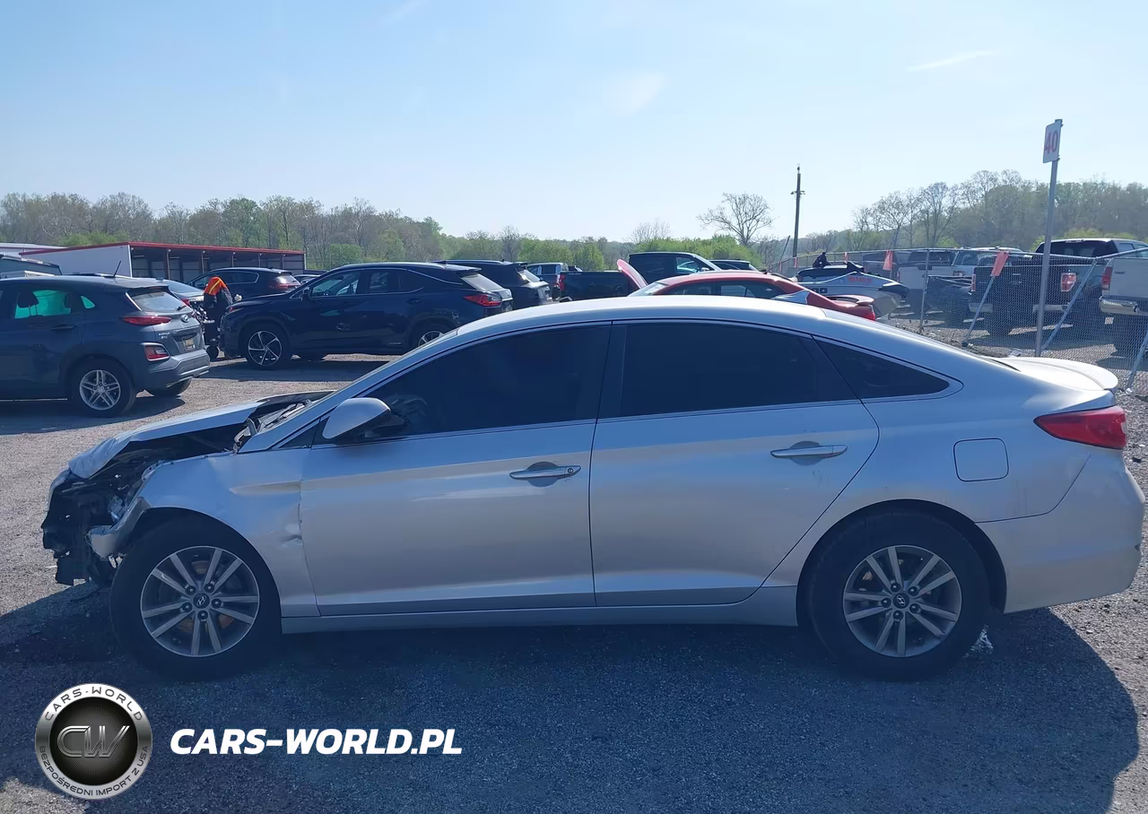 2016 Hyundai Sonata Se VIN:5NPE24AF7GH325901 - 14