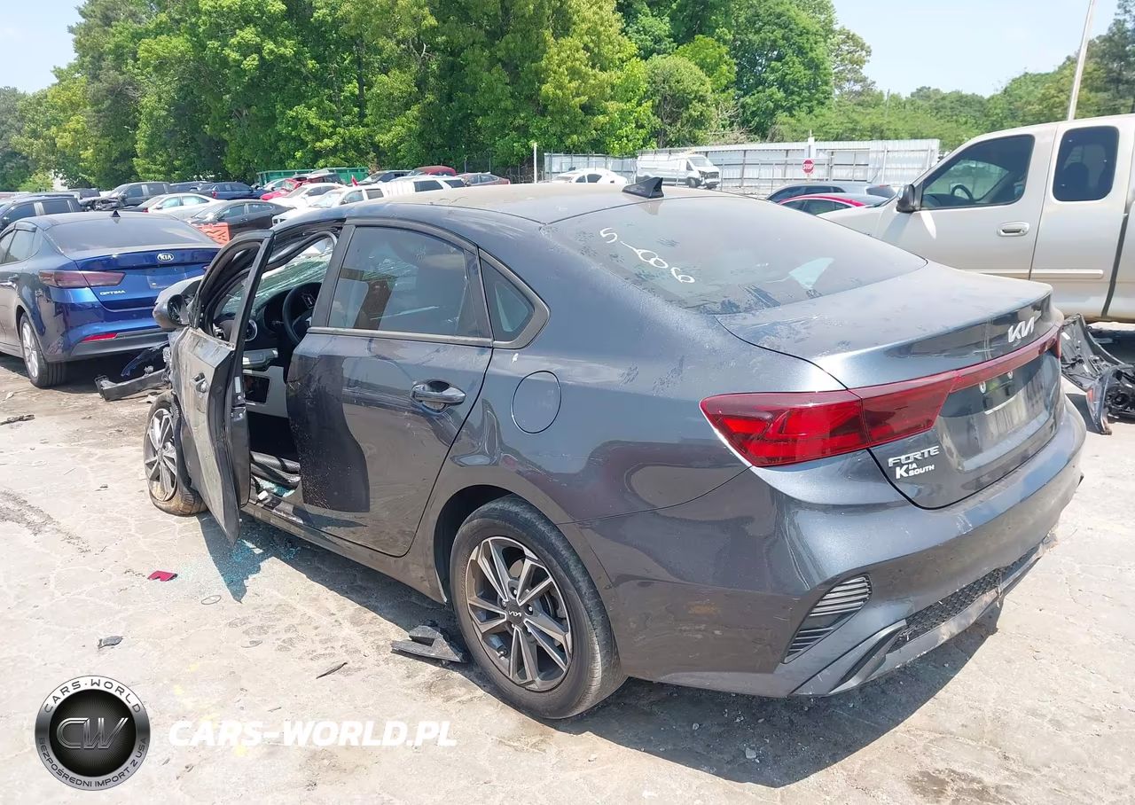 2023 Kia Forte Lxs VIN:3KPF24AD5PE655186 - 3