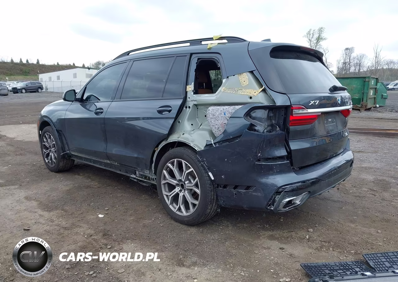 2022 BMW X7 xDrive40I VIN:5UXCW2C04N9N02885 - 3